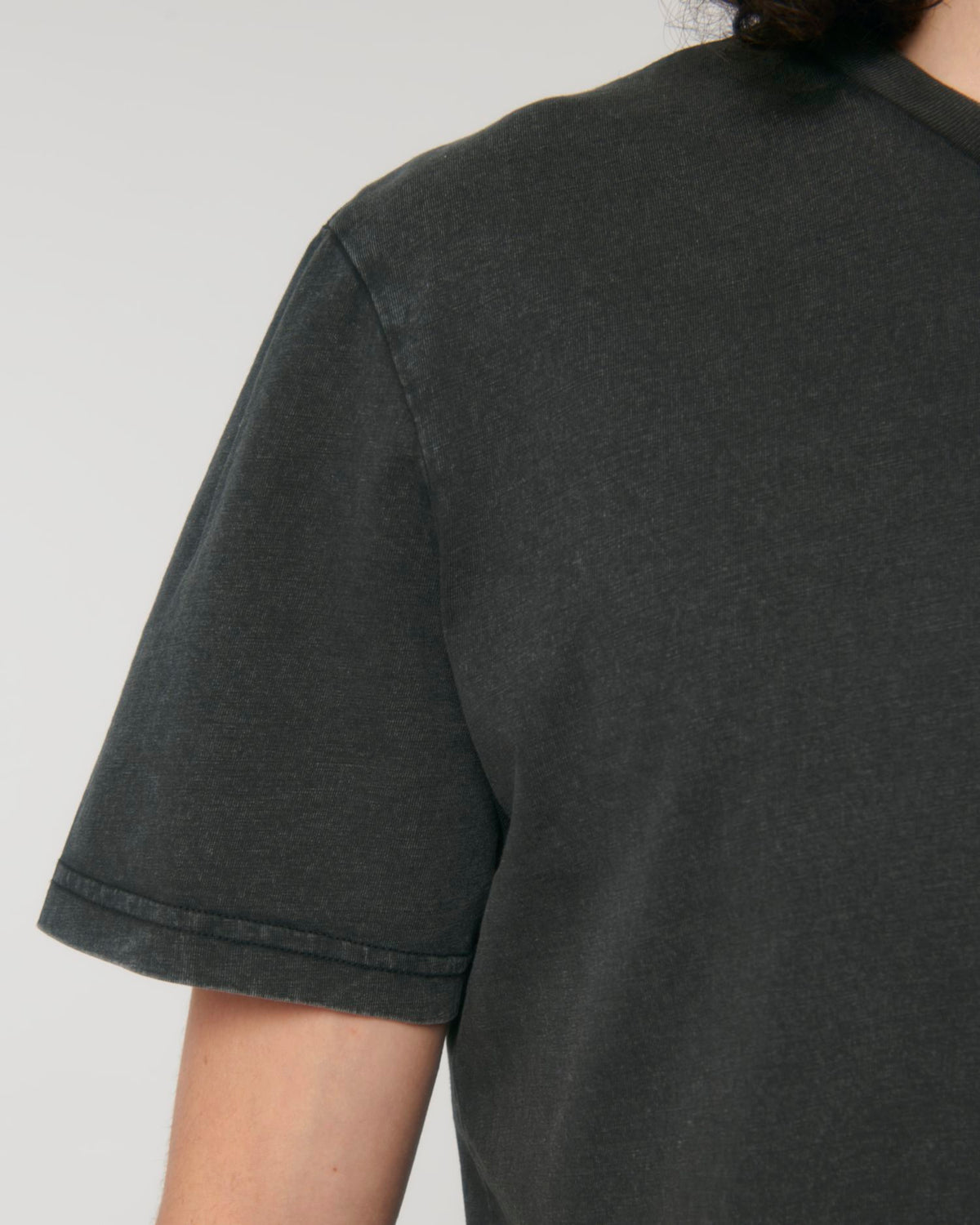 G. Dyed Black Rock - C140