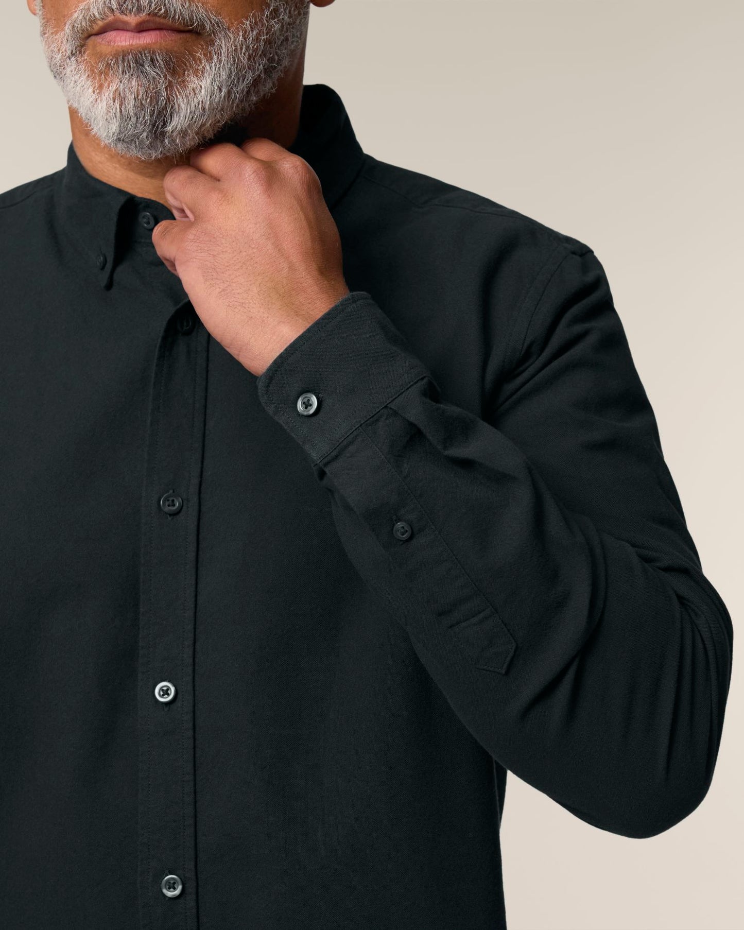Black - C002