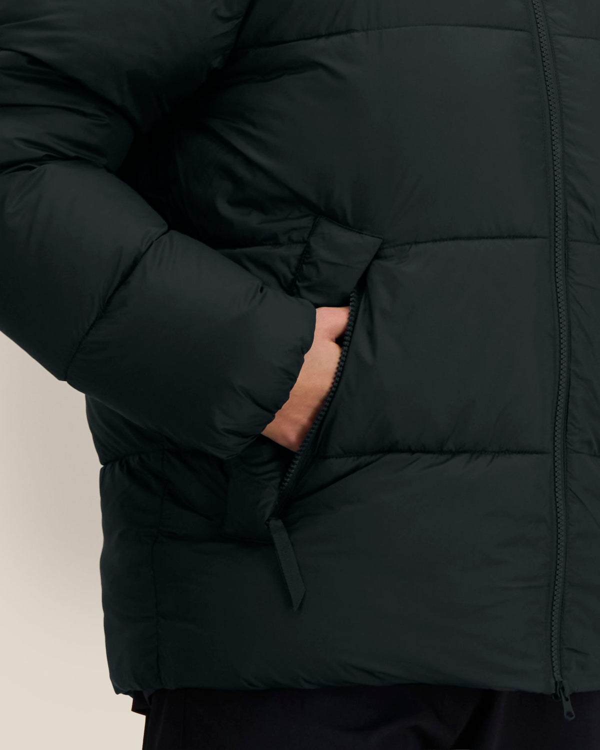 Black - C002