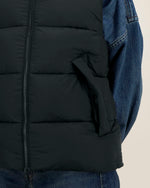 Black - C002