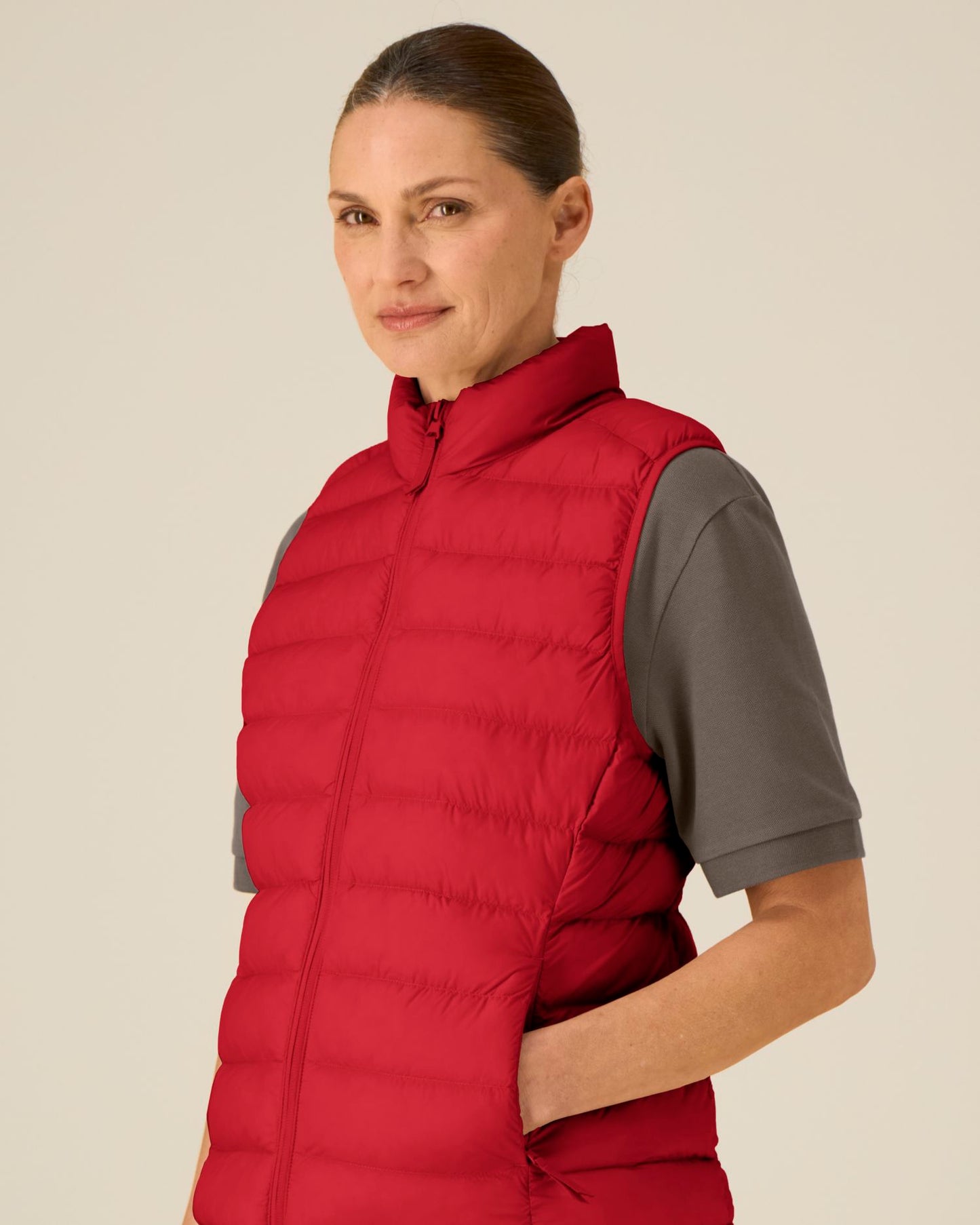 Red - C004