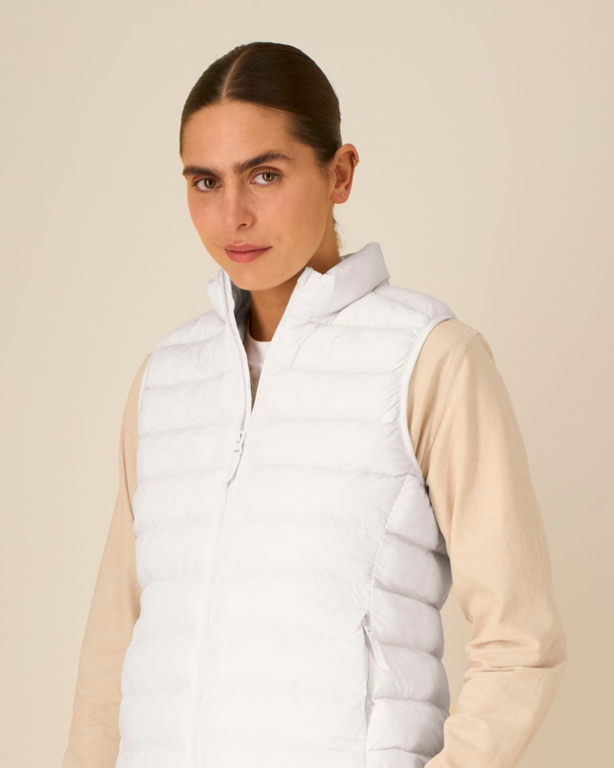 Off White - C018