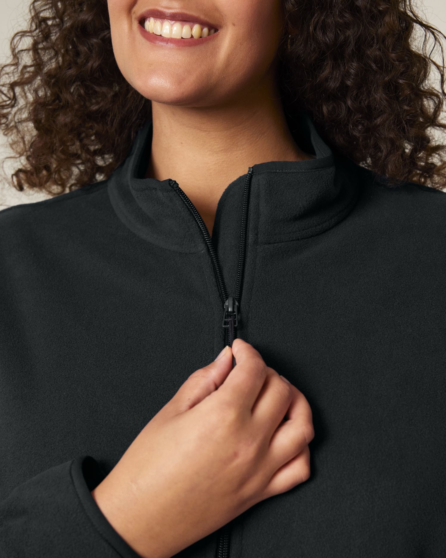 Black - C002