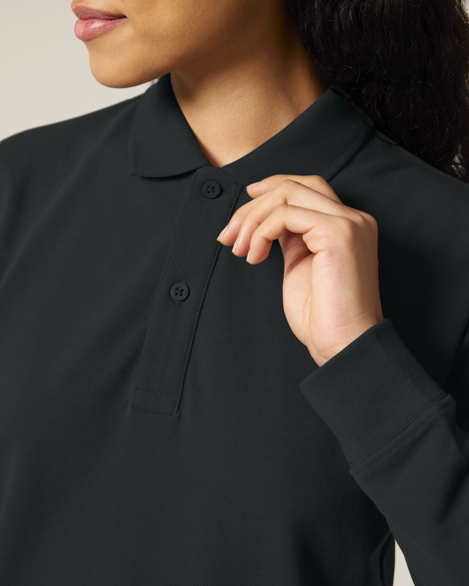 Black - C002