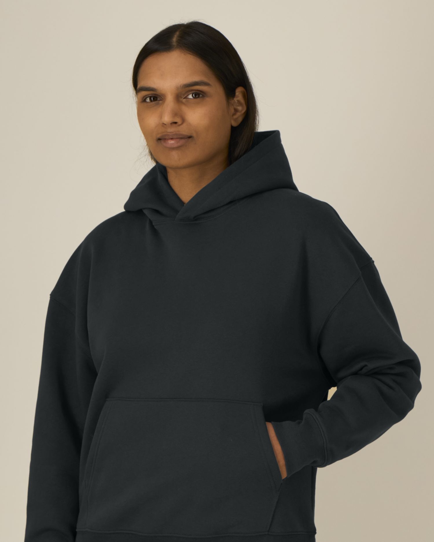 Black - C002