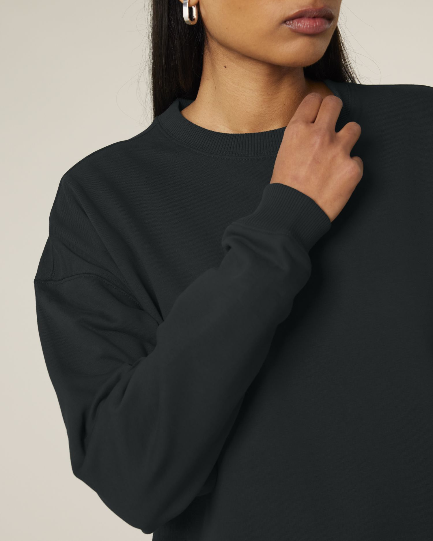 Black - C002