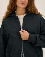 Black - C002
