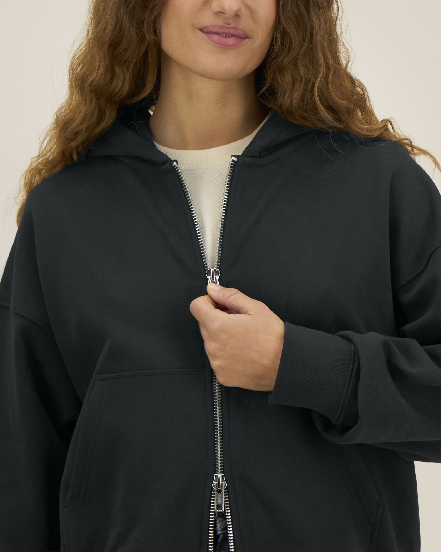 Black - C002