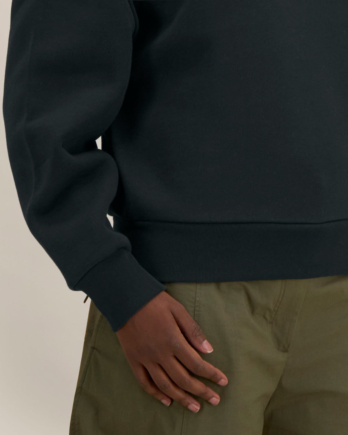 Black - C002
