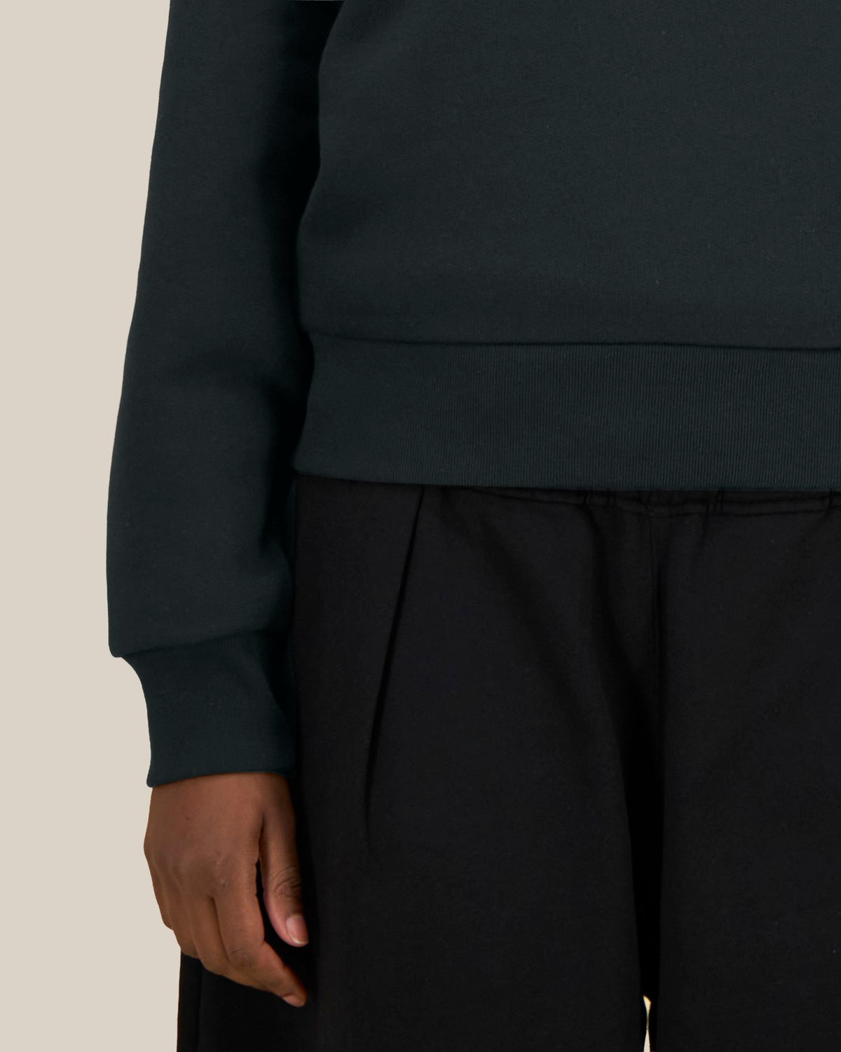 Black - C002