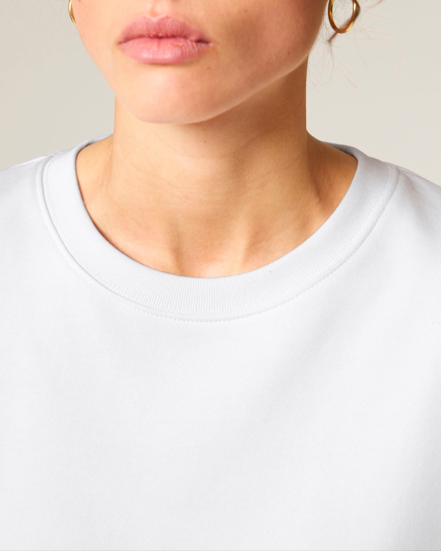 White - C001
