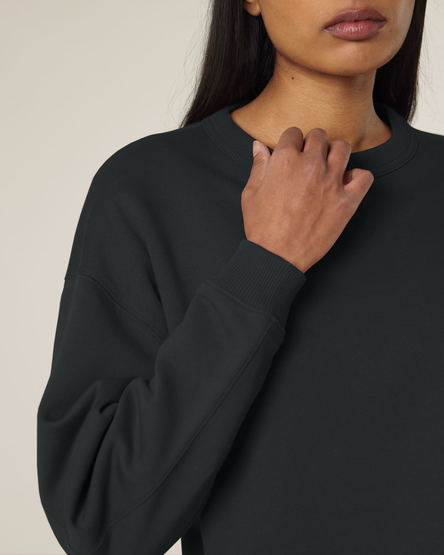 Black - C002