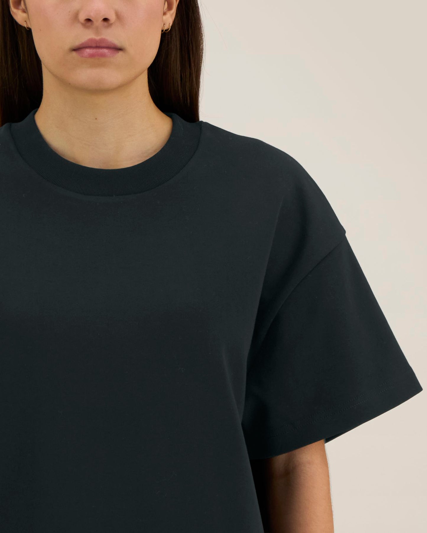 Black - C002