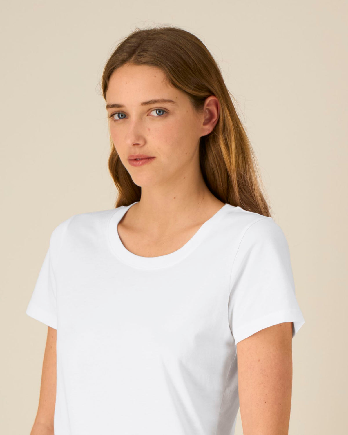 White - C001