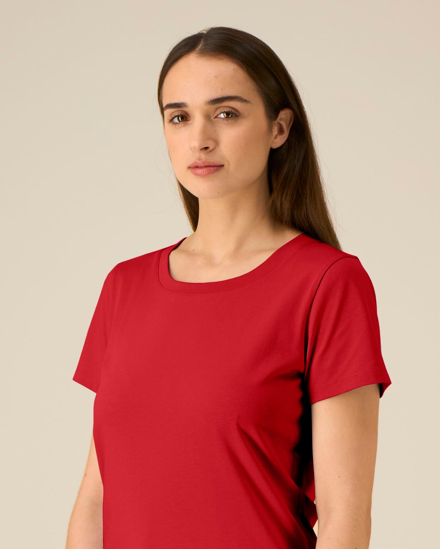 Red - C004