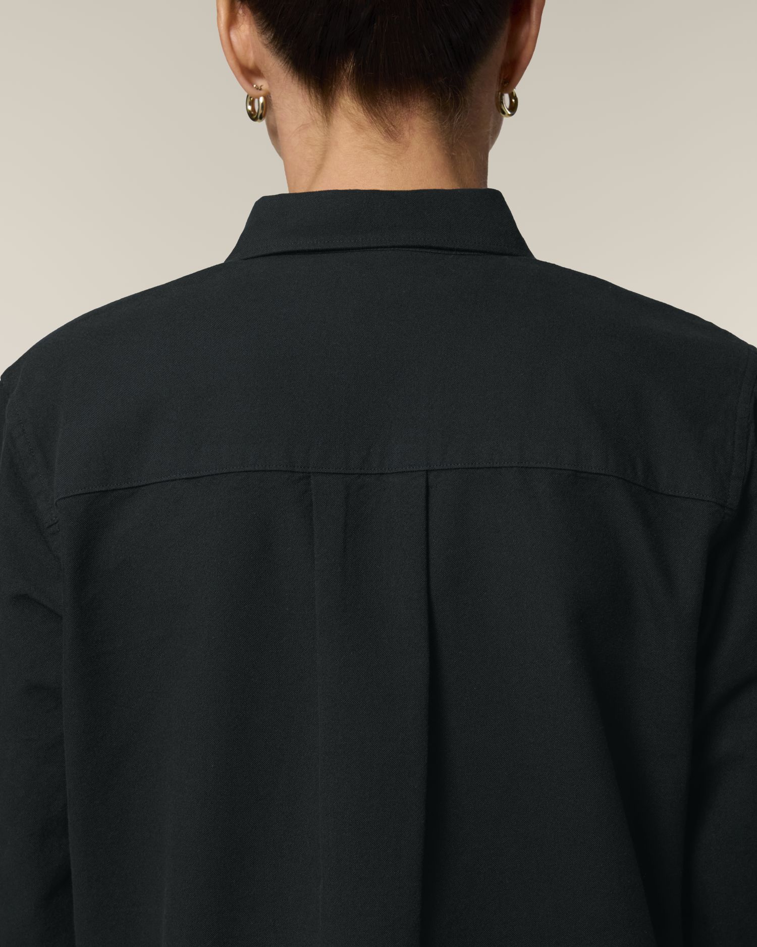 Black - C002