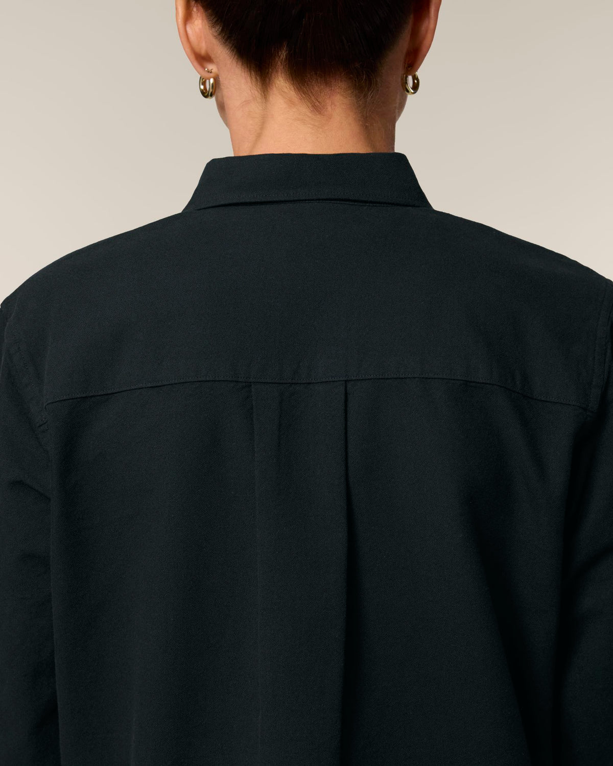 Black - C002