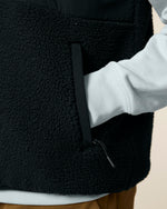 Black - C002