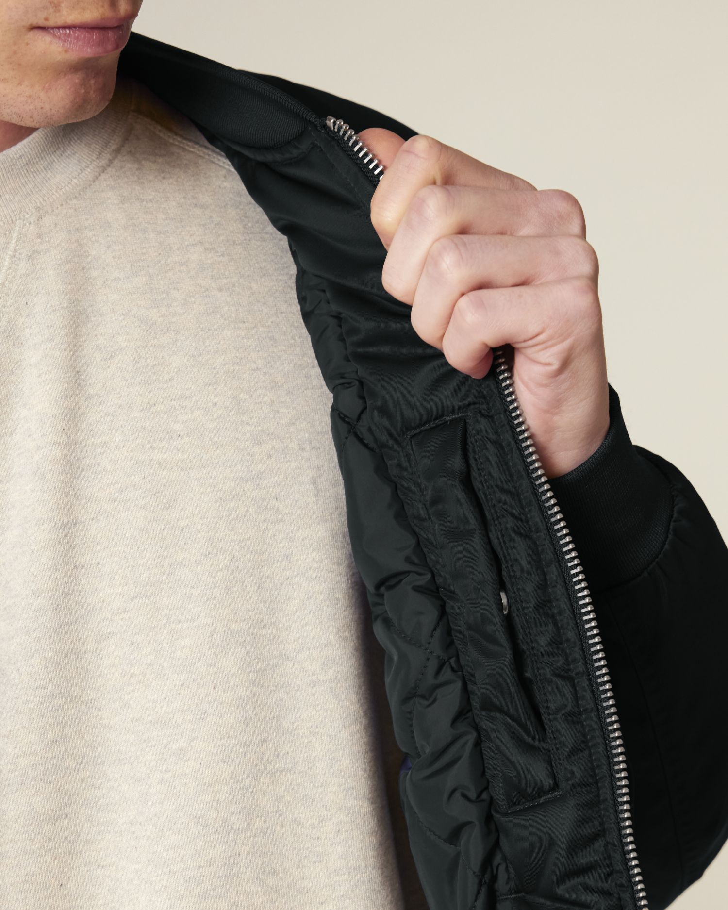 Black - C002