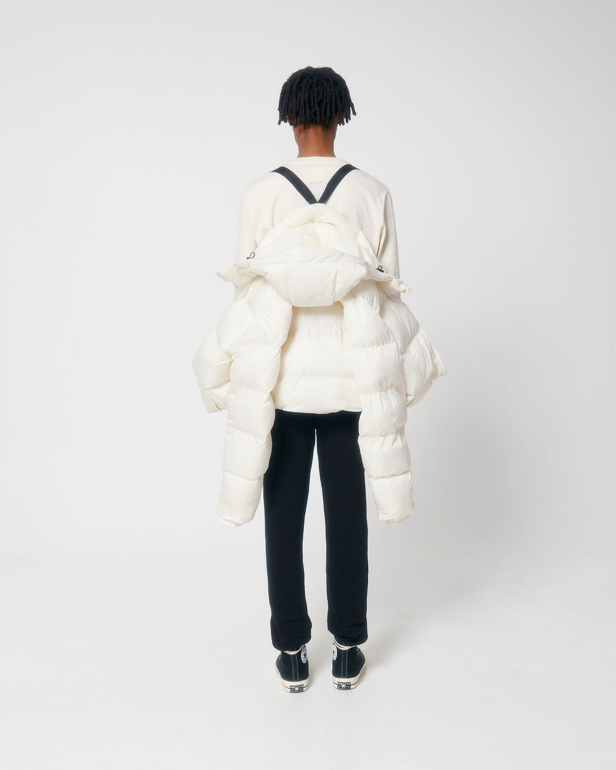 Off White - C018