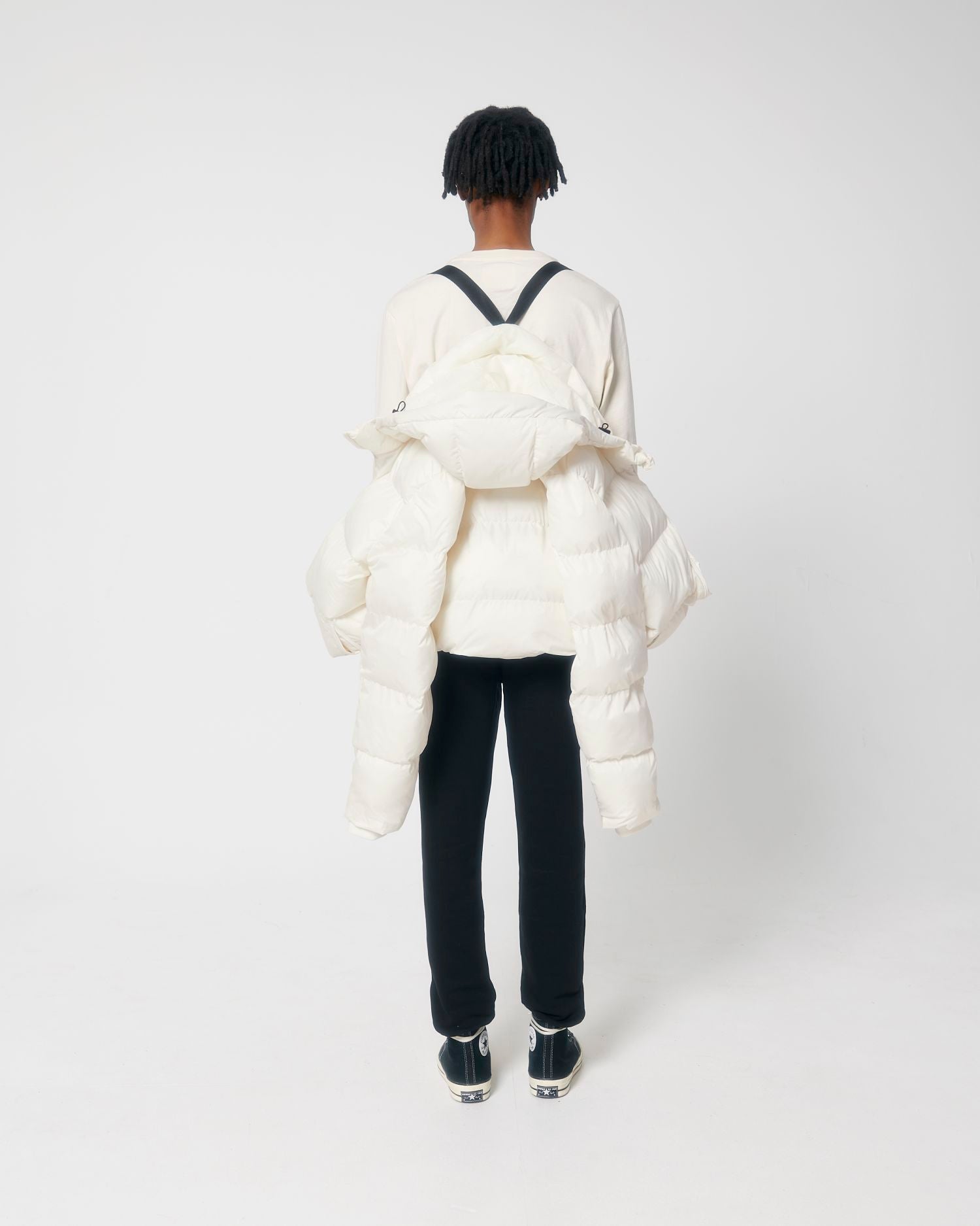 Off White - C018