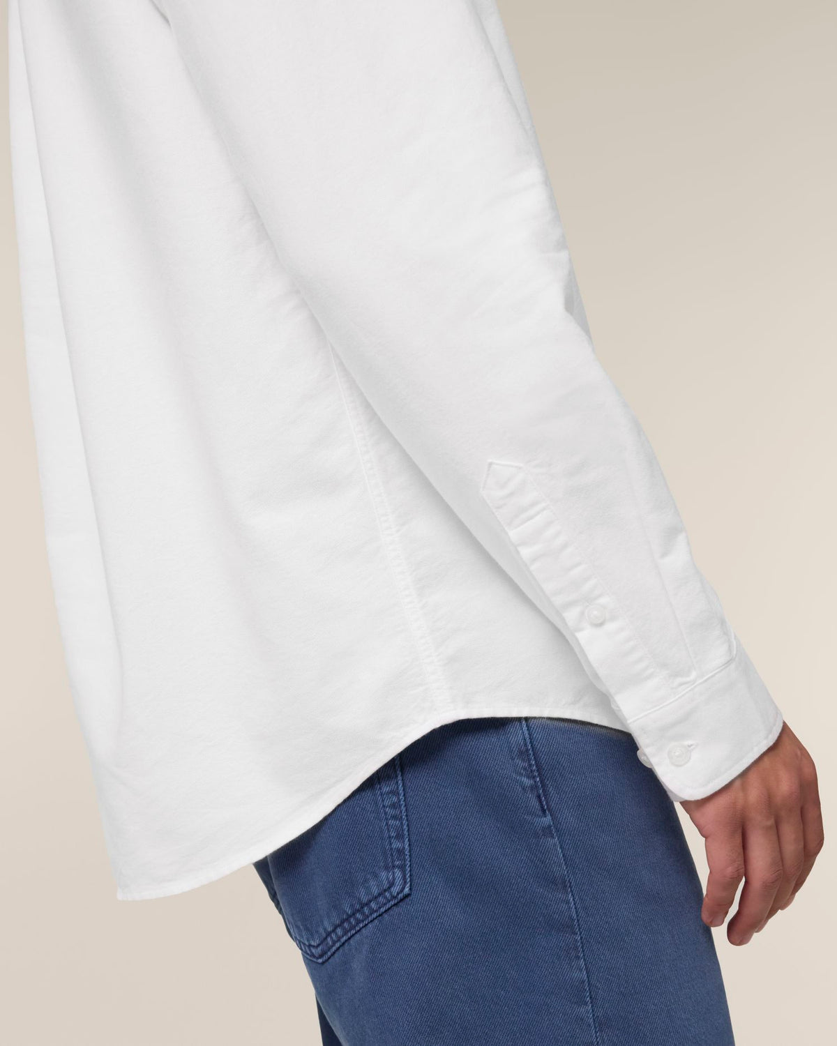 White - C001