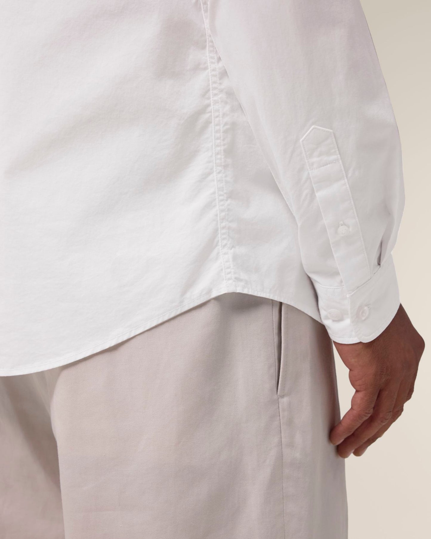 White - C001