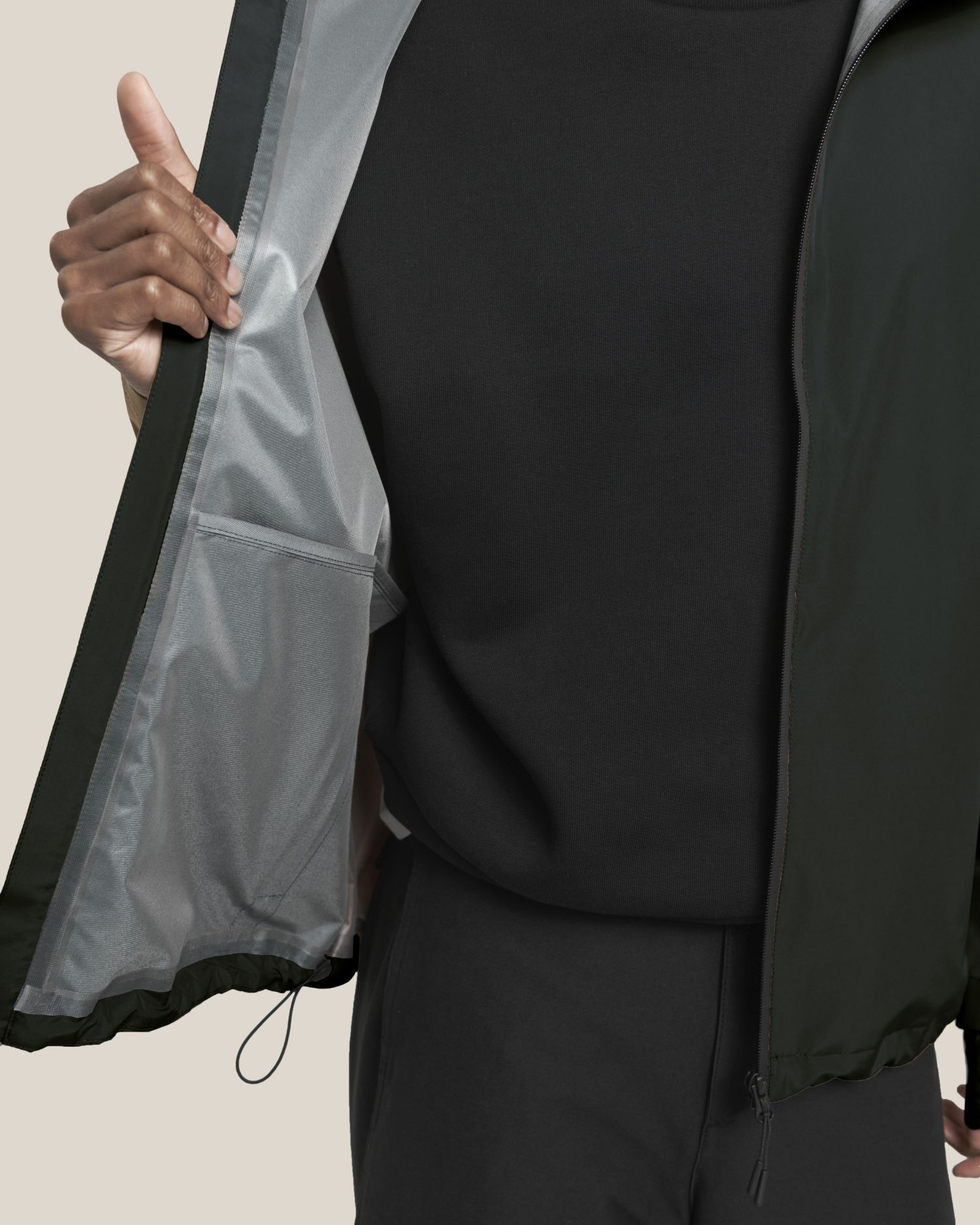 Black - C002
