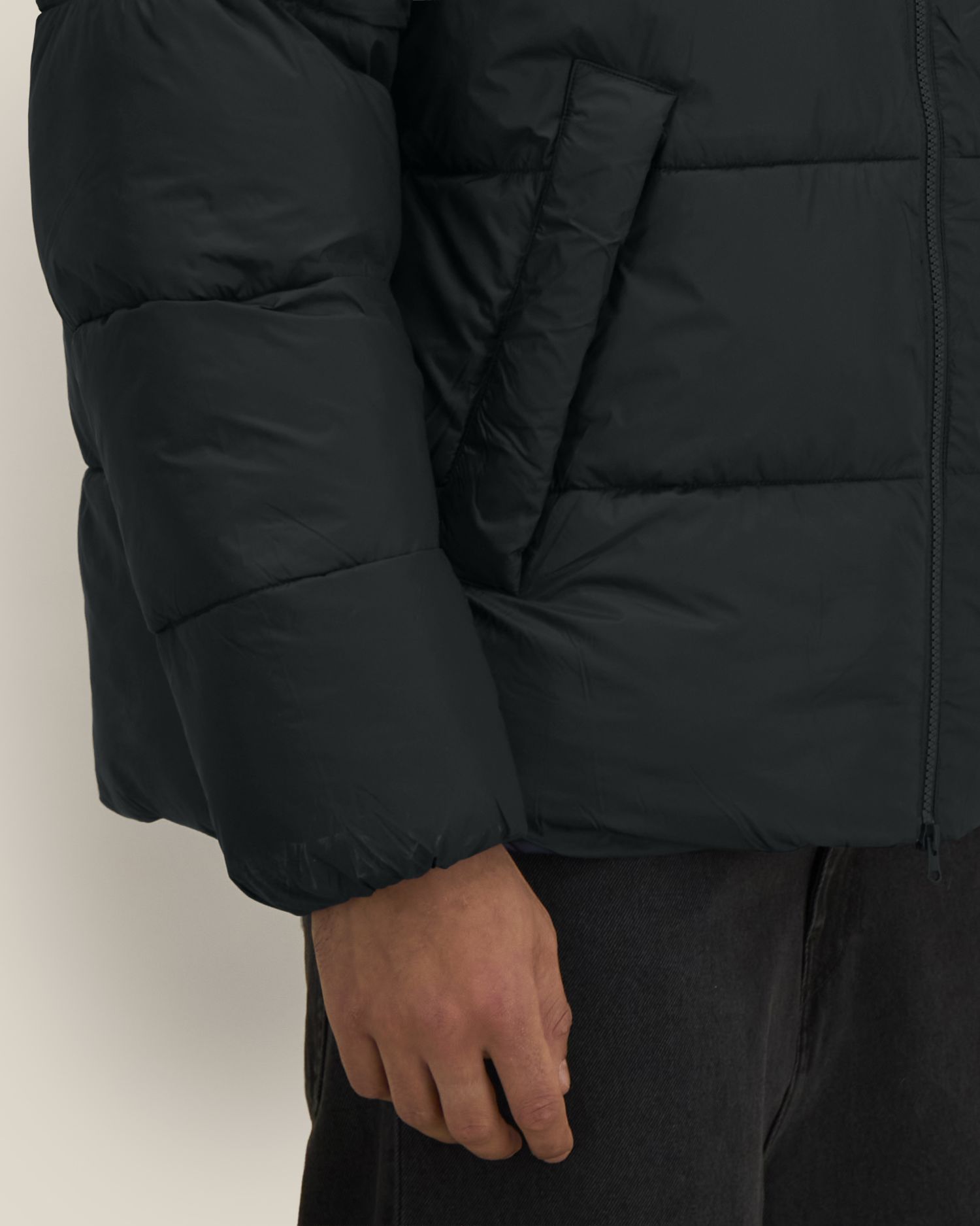 Black - C002