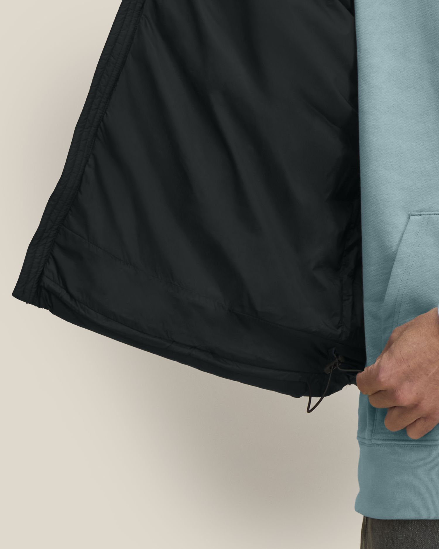 Black - C002