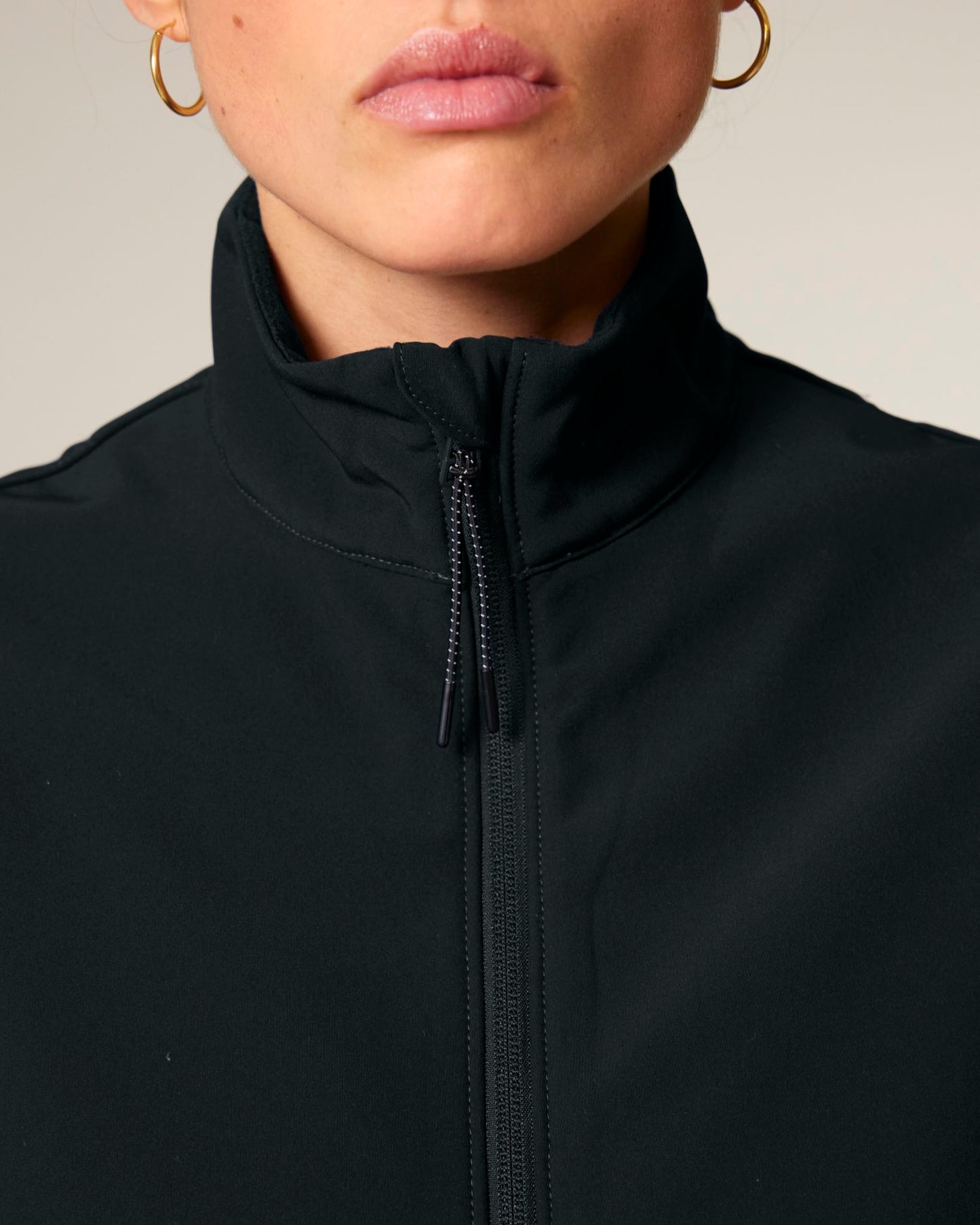 Black - C002