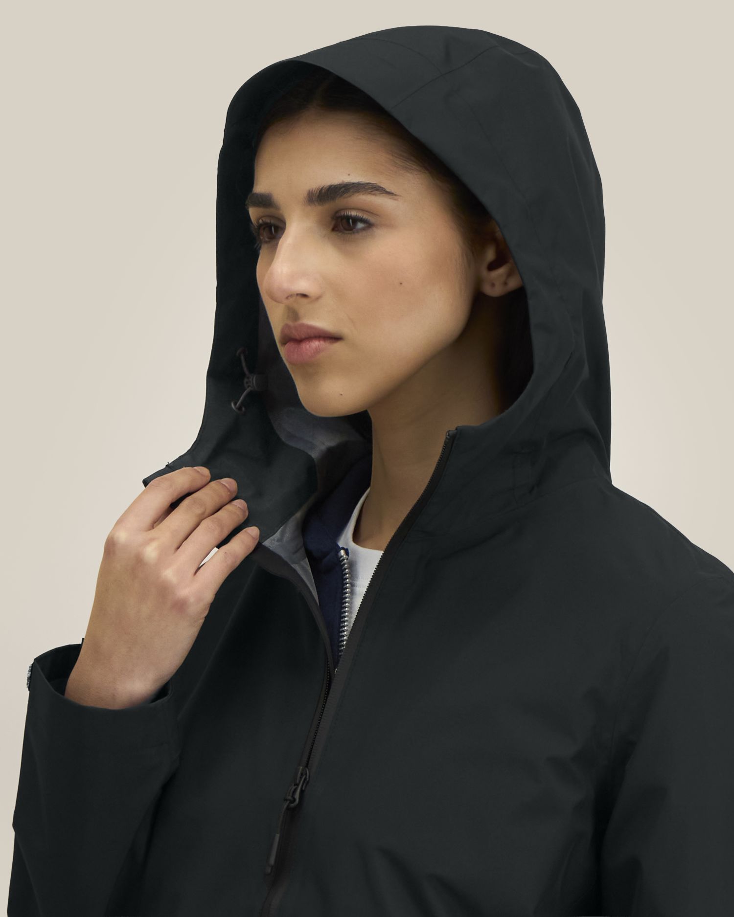 Black - C002