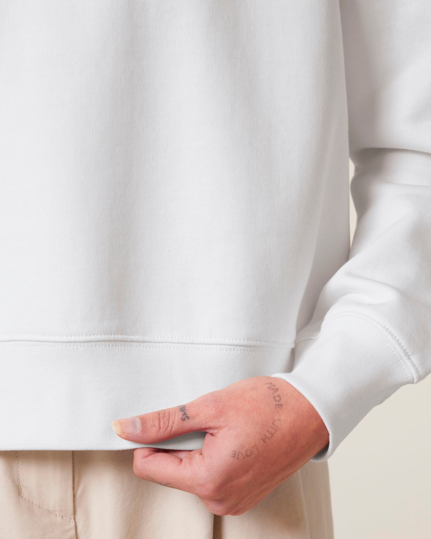 White - C001