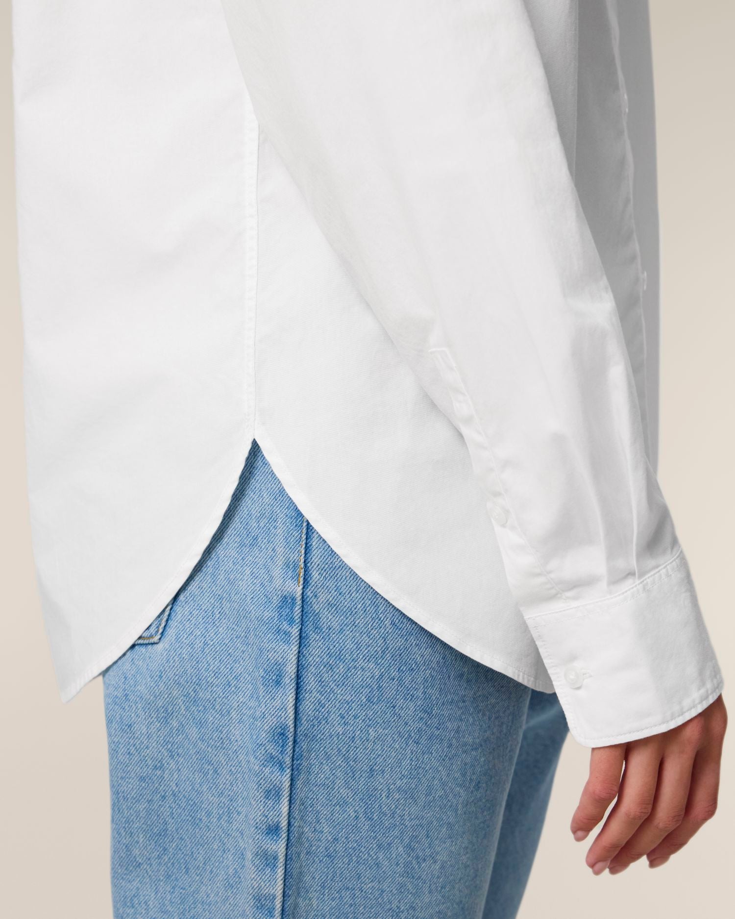 White - C001