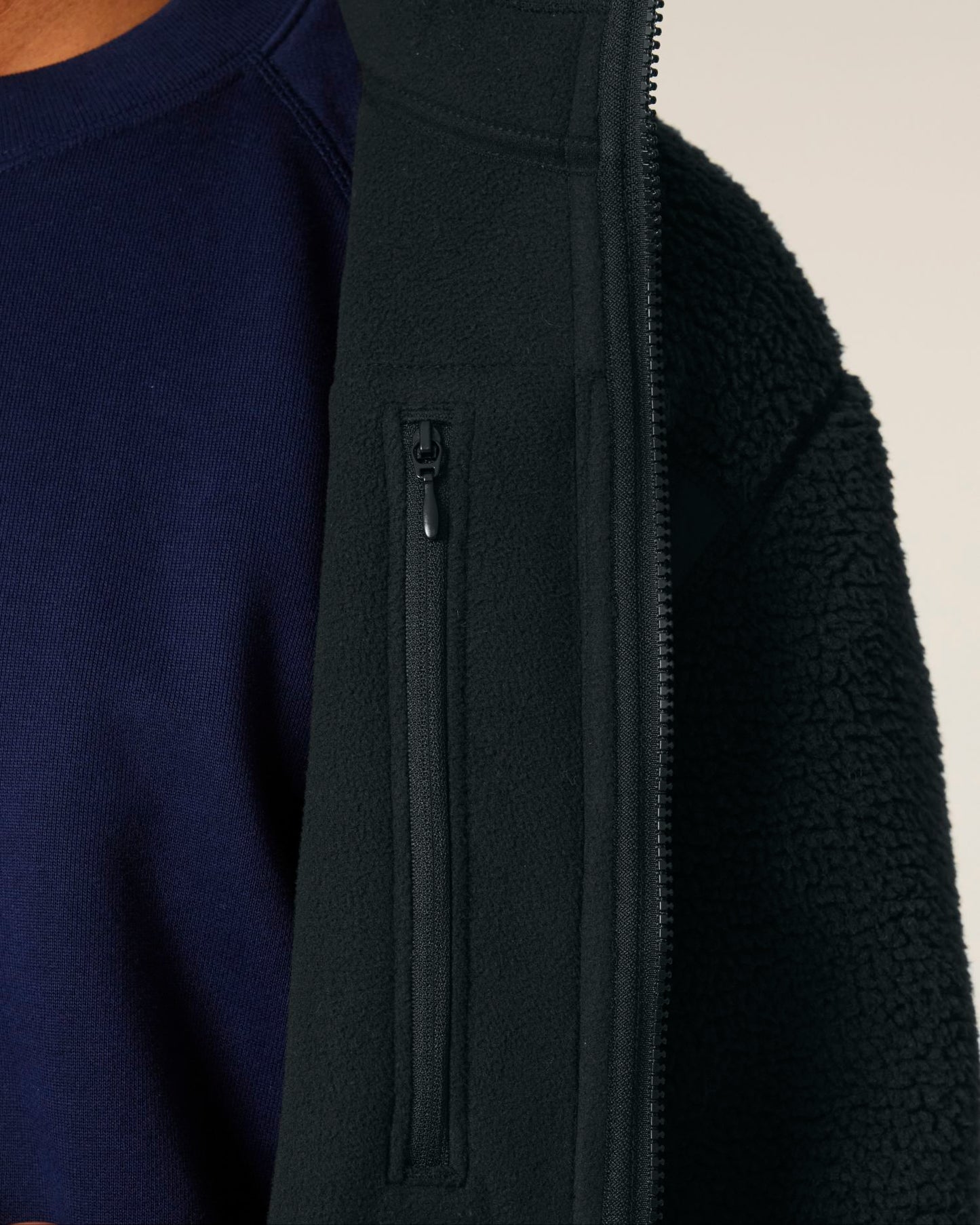 Black - C002