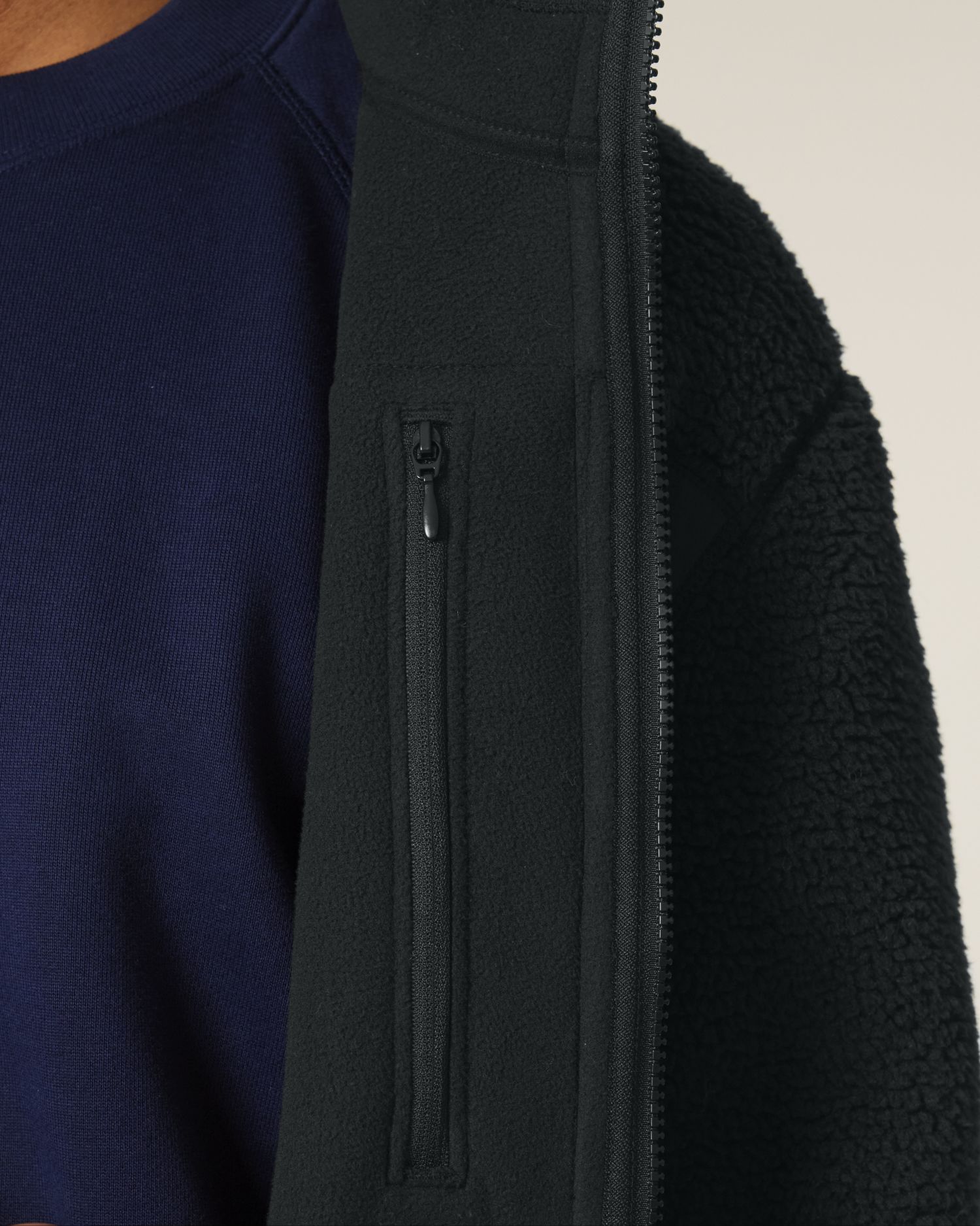 Black - C002