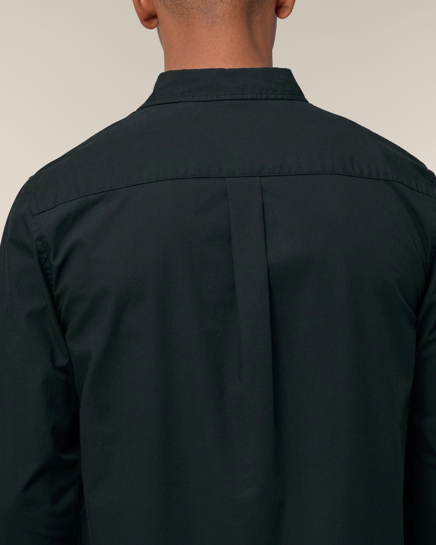 Black - C002