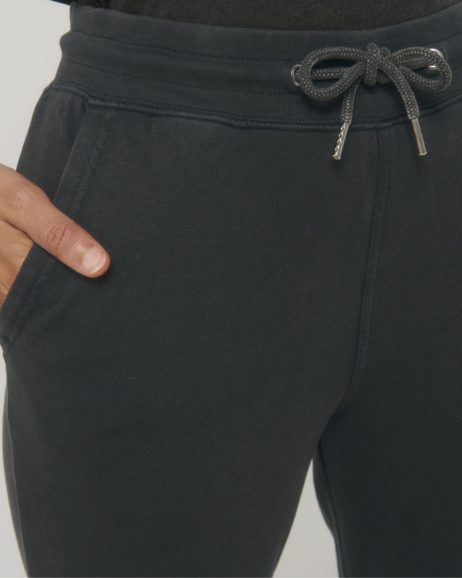 G. Dyed Black Rock - C140