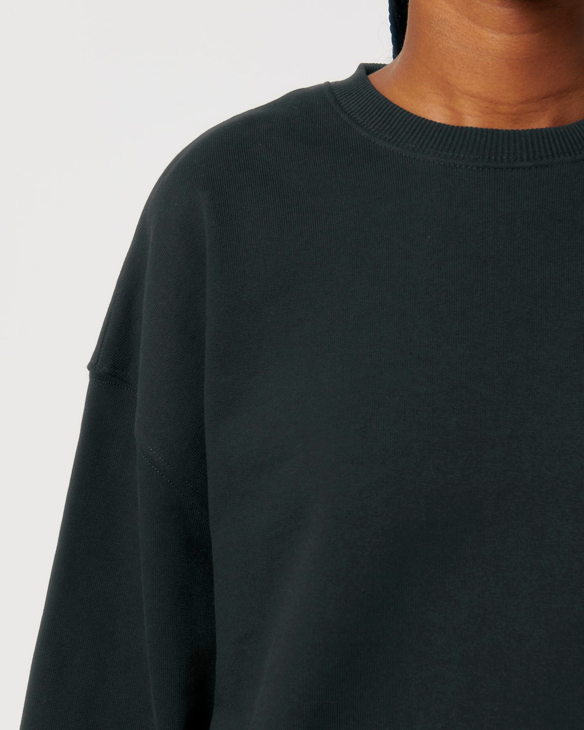 Black - C002