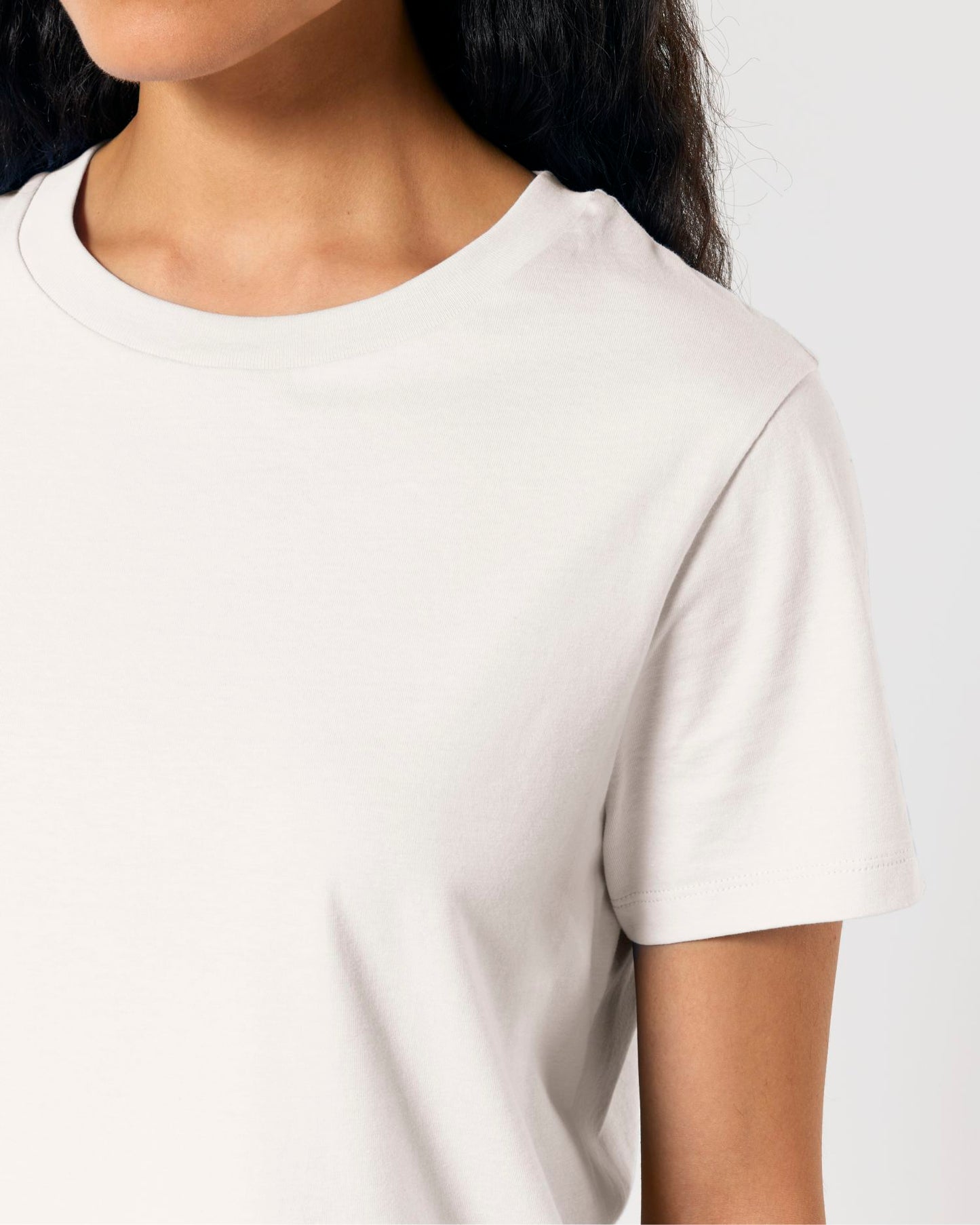 Off White - C018