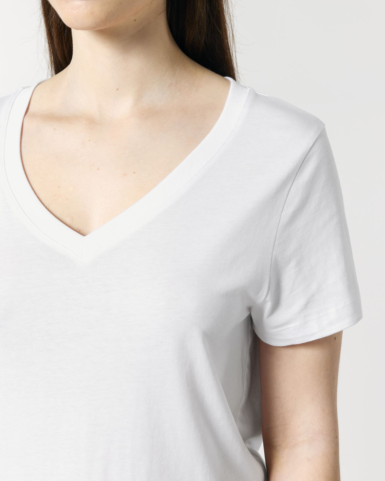 White - C001