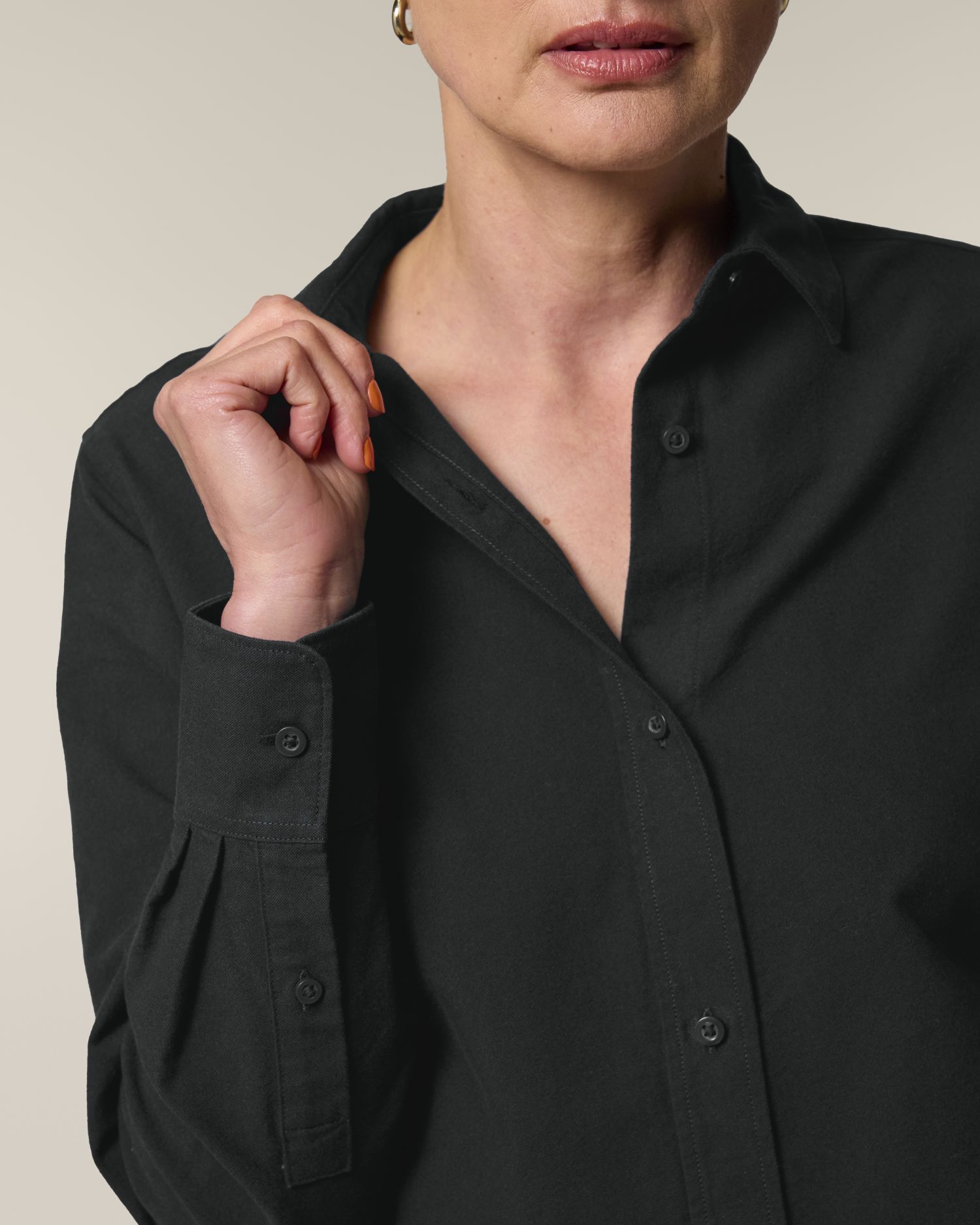 Black - C002
