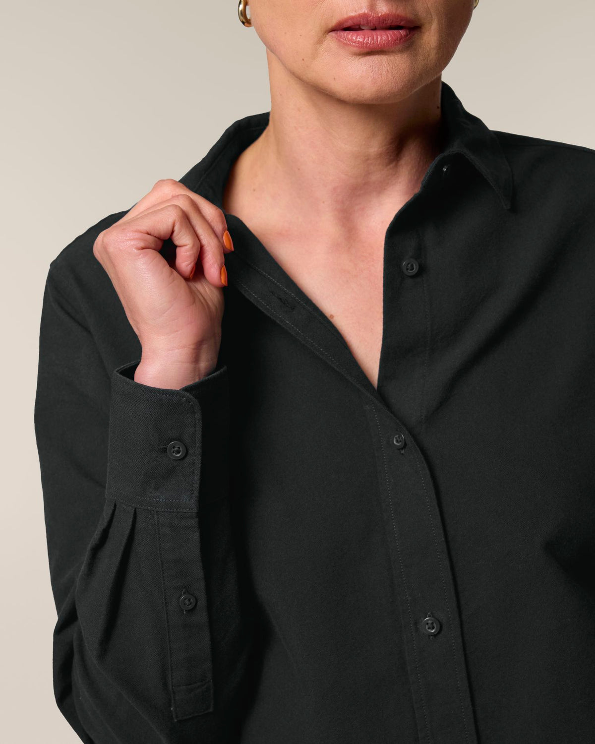 Black - C002