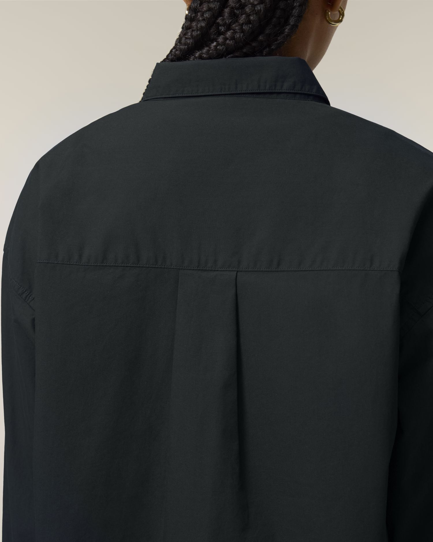 Black - C002