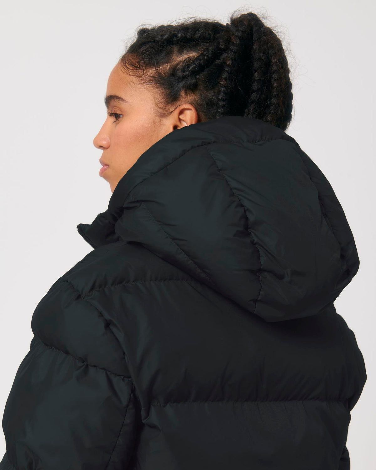 Black - C002