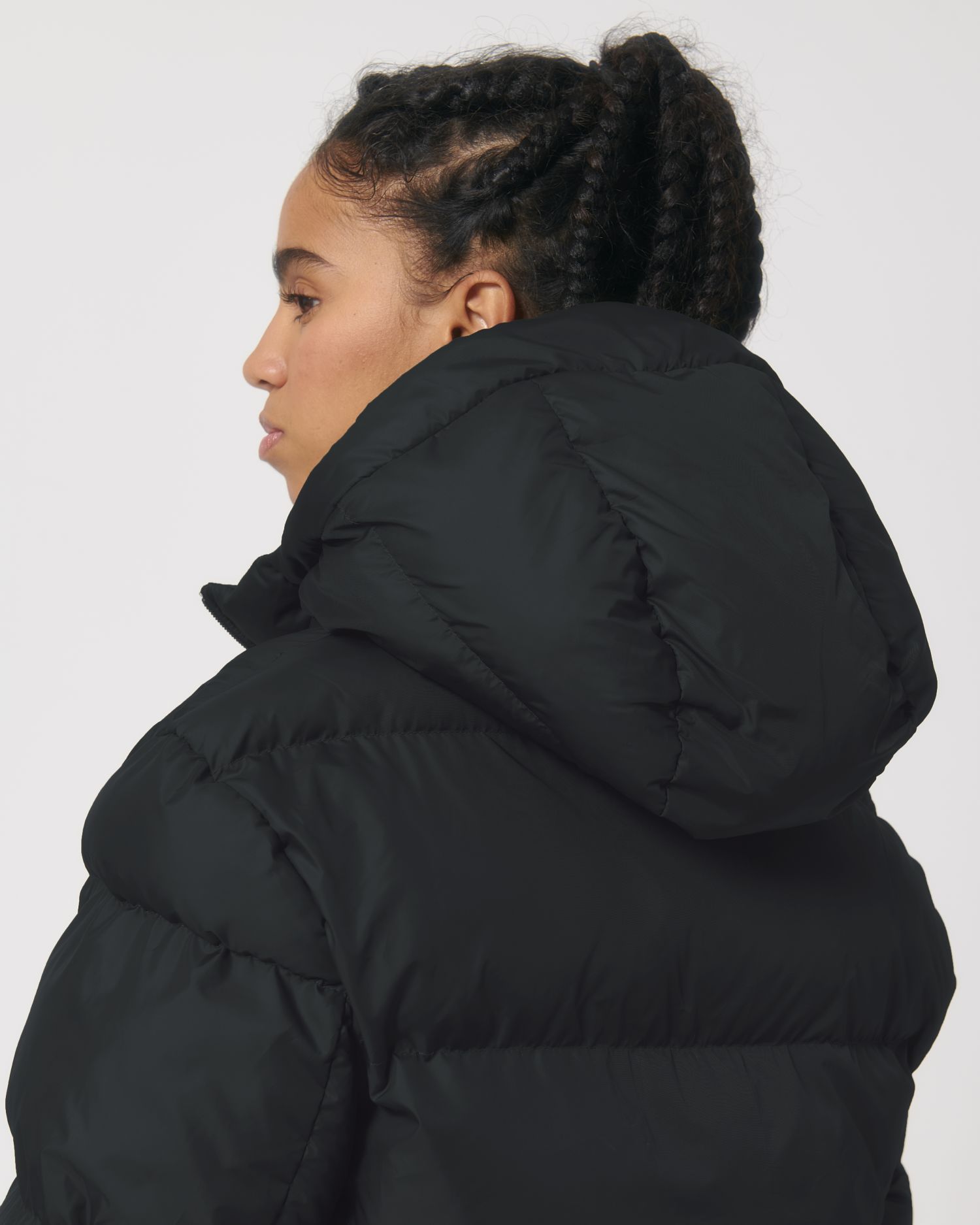 Black - C002