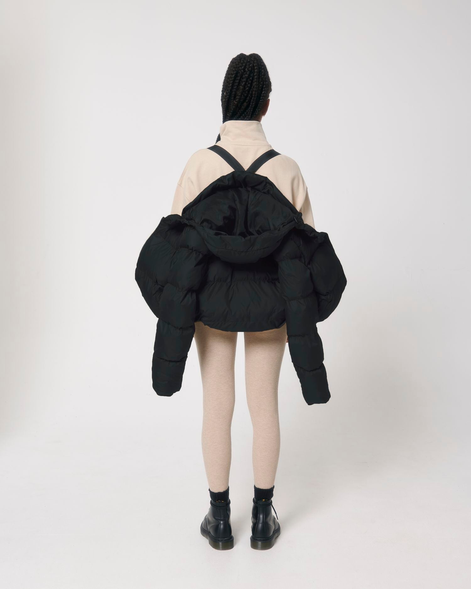 Black - C002
