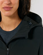 Black - C002