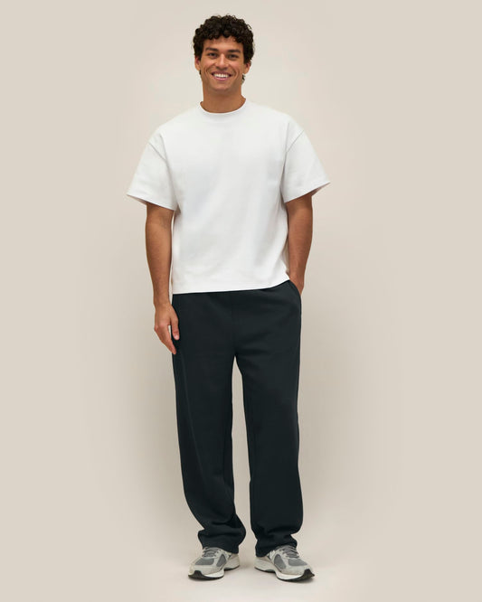 Black - C002