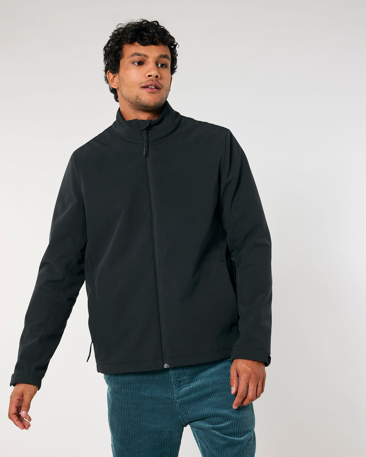 Black - C002